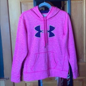 Women’s Medium Cold Gear Under Armour Sweatshirt